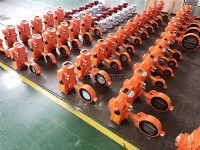 ��С��늄�(d��ng)���y